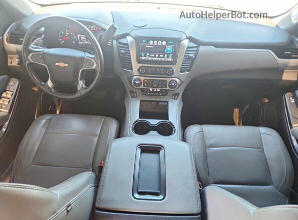 1GNSCBKC5HR142734 2017 CHEVROLET TAHOE Серебряный Вид панели приборов
