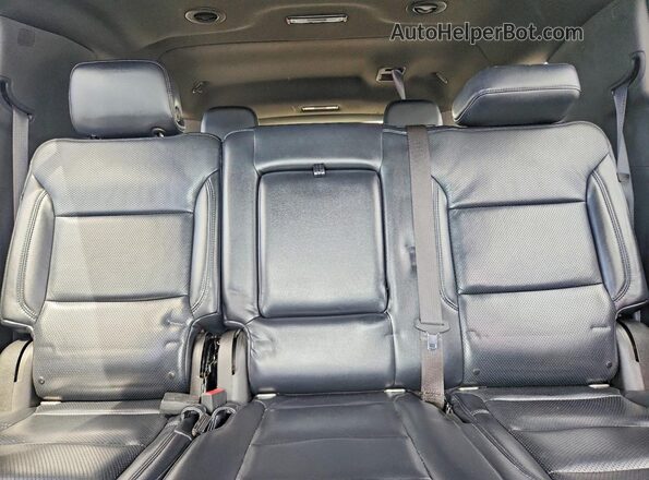 1GNSCBKD2MR217179 2021 CHEVROLET SUBURBAN Black Widok wnętrza z tyłu