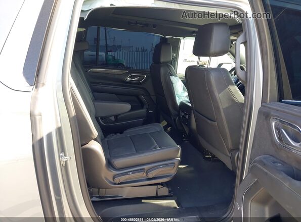 1GNSCCKD4PR140664 2023 CHEVROLET SUBURBAN Silver Vista de la etiqueta del VIN