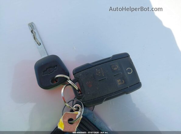 1GNSCGKC5HR270176 2017 CHEVROLET SUBURBAN Серебряный Вид панели приборов