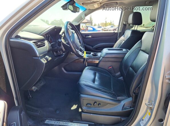 1GNSCHKC8KR302003 2019 CHEVROLET SUBURBAN Silver Vista interior delantera