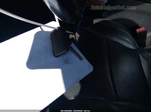 1GNSCJKC8JR101451 2018 CHEVROLET SUBURBAN White Widok deski rozdzielczej