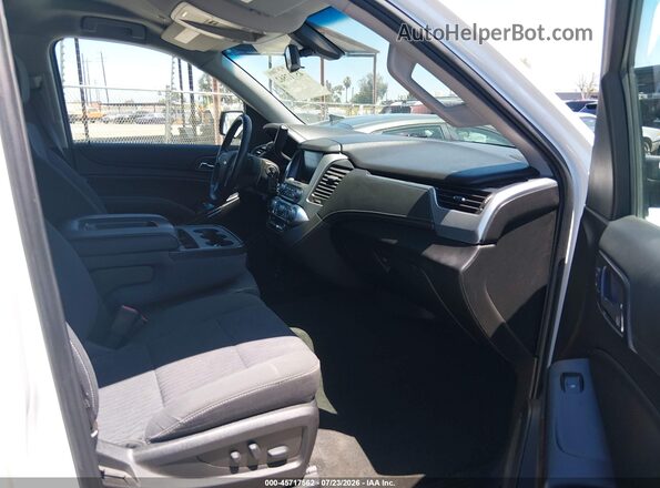 1GNSKAEC8HR296931 2017 CHEVROLET TAHOE White Front interior view