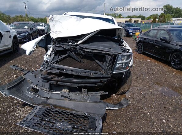 1GNSKBKC1GR395602 2016 CHEVROLET TAHOE White Widok wnętrza z tyłu