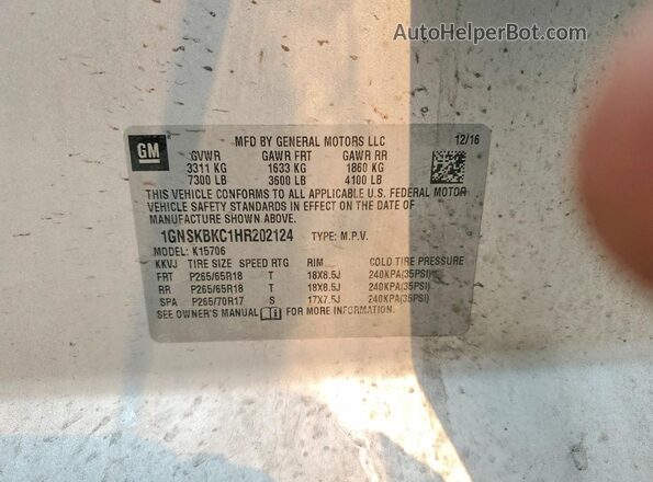 1GNSKBKC1HR202124 2017 CHEVROLET TAHOE Silver Vista de la etiqueta del VIN