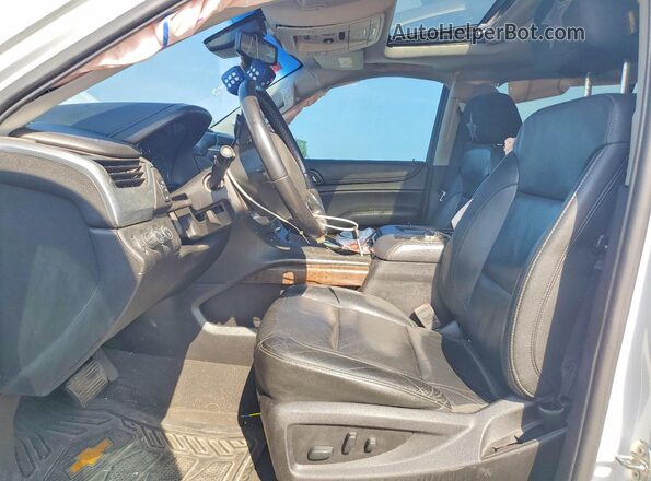 1GNSKBKC6KR158208 2019 CHEVROLET TAHOE White Widok wnętrza z przodu