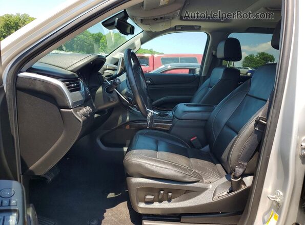 1GNSKBKCXLR275694 2020 CHEVROLET TAHOE Серебряный Вид салона спереди