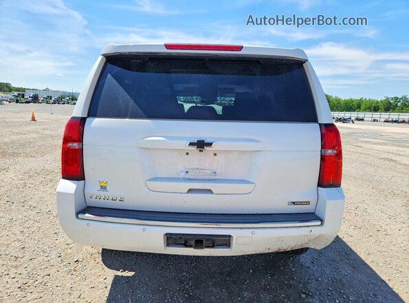 1GNSKCKC3JR185337 2018 CHEVROLET TAHOE White Widok z tyłu