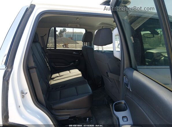 1GNSKFEC8JR316033 2018 CHEVROLET TAHOE White VIN կոդի պիտակի տեսք