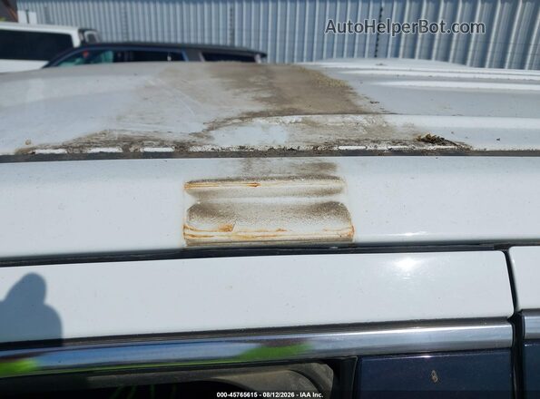 1GNSKFEC9JR354788 2018 CHEVROLET TAHOE White Vista frontal