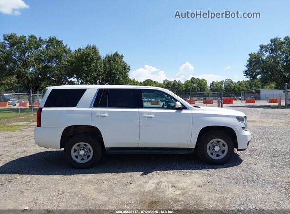 1GNSKFECXHR317680 2017 CHEVROLET TAHOE Белый Вид задней части салона