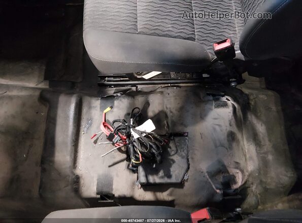 1GNSKFECXJR162523 2018 CHEVROLET TAHOE White Widok wnętrza z tyłu