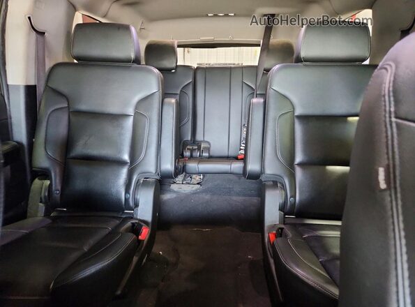1GNSKHKC0LR240889 2020 CHEVROLET SUBURBAN Серебряный Вид задних сидений