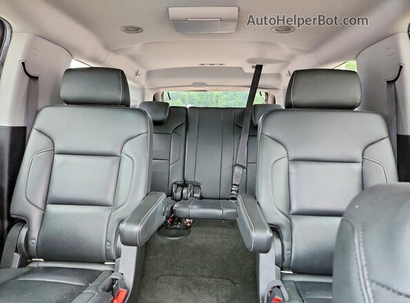 1GNSKHKC3JR132621 2018 CHEVROLET SUBURBAN Gray Вид задніх сидінь