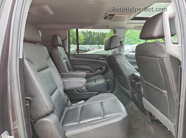 1GNSKHKC3JR132621 2018 CHEVROLET SUBURBAN Gray Вид задньої частини салону