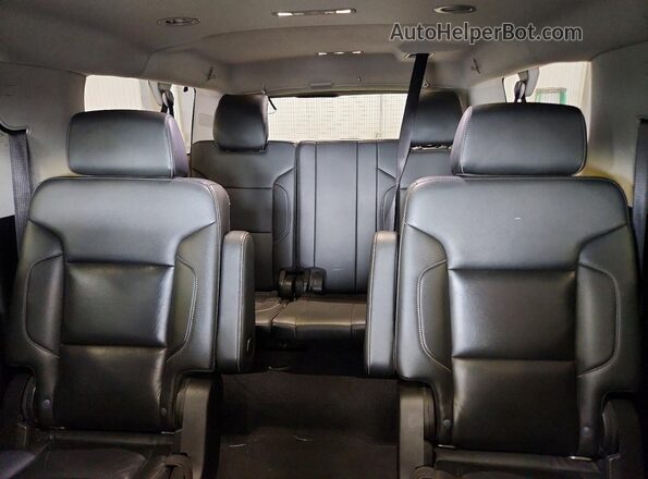 1GNSKHKC3LR282733 2020 CHEVROLET SUBURBAN Gray უკანა სალონის ხედი
