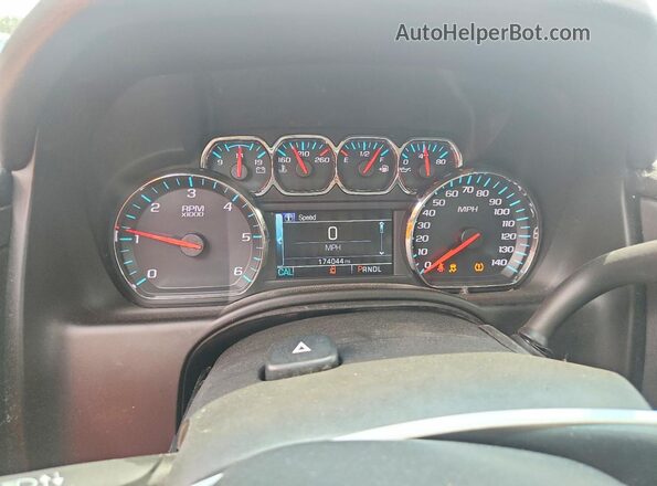 1GNSKKEC2KR146357 2019 CHEVROLET SUBURBAN White ხელსაწყოთა პანელის ხედი
