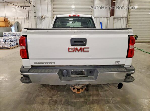 1GT12REY8JF224858 2018 GMC SIERRA White Widok z tyłu