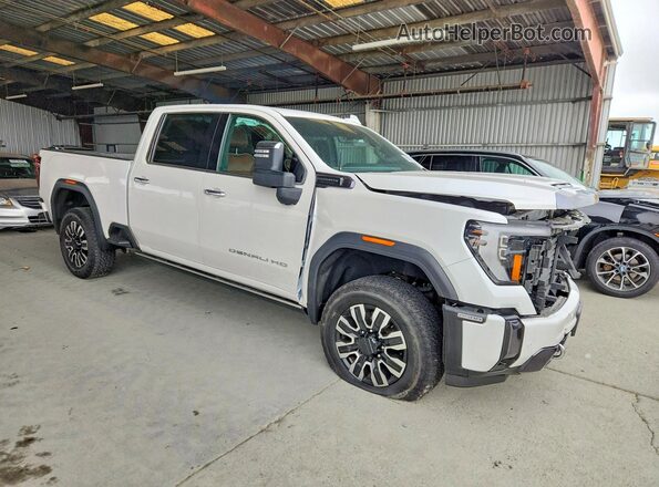 1GT19XEY8RF410685 2024 GMC SIERRA Белый Передняя правая четверть
