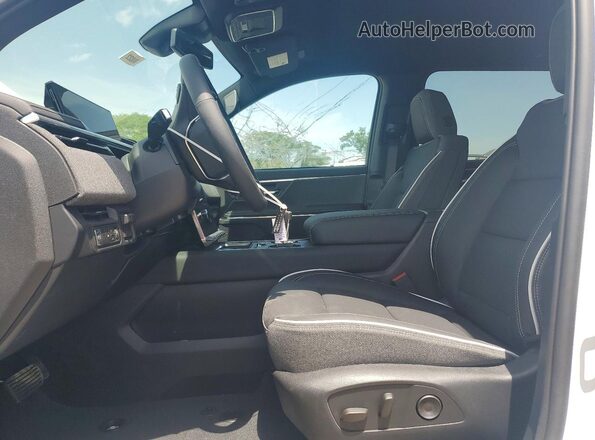 1GT1ESEH3TU414550 2026 GMC SIERRA Белый Вид салона спереди
