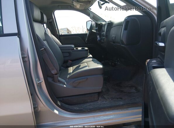 1GT22REG1GZ366097 2016 GMC SIERRA Silver Vista interior delantera