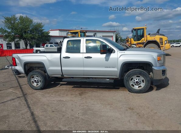 1GT22REG1GZ366097 2016 GMC SIERRA Silver Vista interior trasera