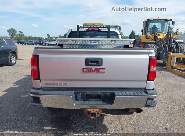 1GT22REG7GZ366069 2016 GMC SIERRA Silver 