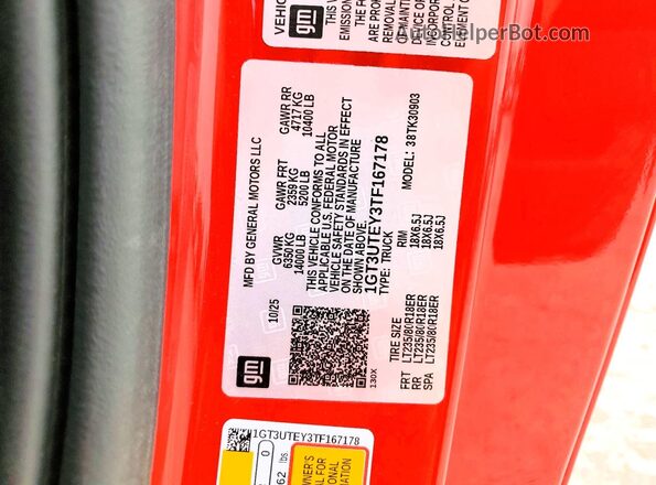 1GT3UTEY3TF167178 2026 GMC SIERRA Red Widok komory silnika