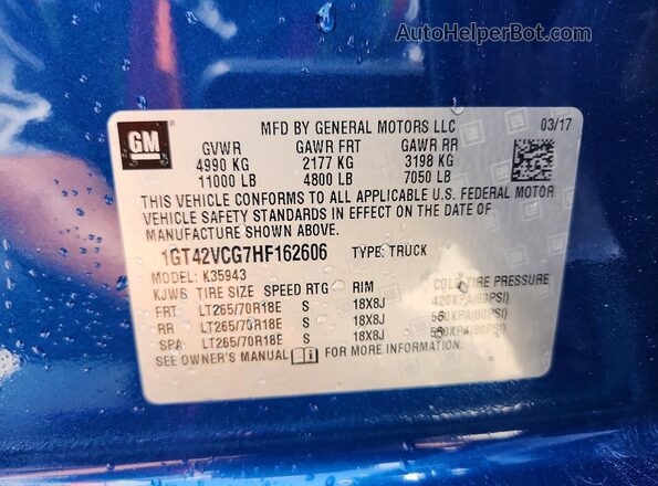 1GT42VCG7HF162606 2017 GMC SIERRA Blue Vista del compartimento del motor