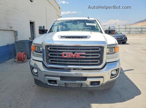 1GT42VCY1KF270641 2019 GMC SIERRA White Widok z przodu