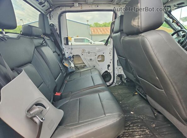 1GT49NEY4PF103805 2023 GMC SIERRA White Rear seats view