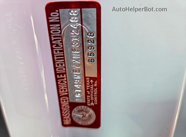 1GT49WEYXNF312498 2022 GMC SIERRA White Սարքավորումների վահանակի տեսք