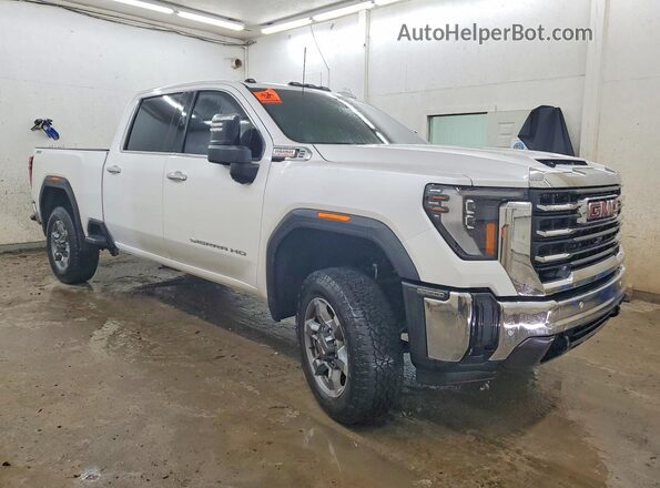 1GT4UNEY5SF122970 2025 GMC SIERRA White Առջևի աջ