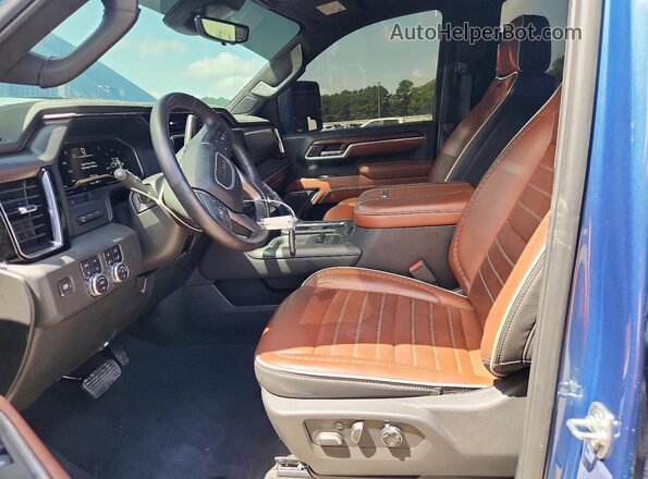 1GT4UXEY0SF273615 2025 GMC SIERRA Blue Front interior view