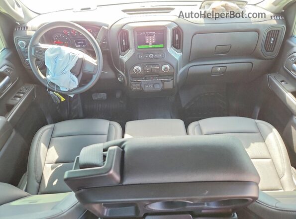 1GT5ULE74TF167142 2026 GMC SIERRA White Dashboard view