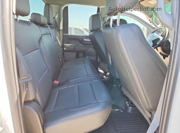 1GT5ULE74TF167142 2026 GMC SIERRA White Rear seats view