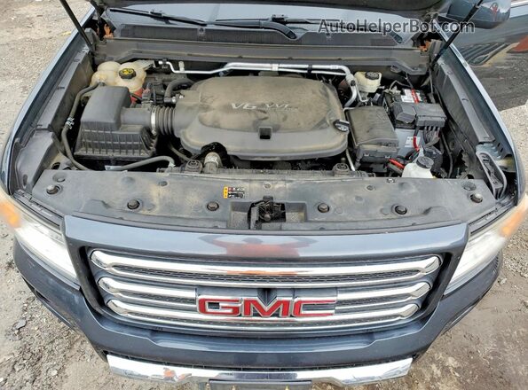 1GTH6CEN7H1296535 2017 GMC CANYON Charcoal Rear interior view