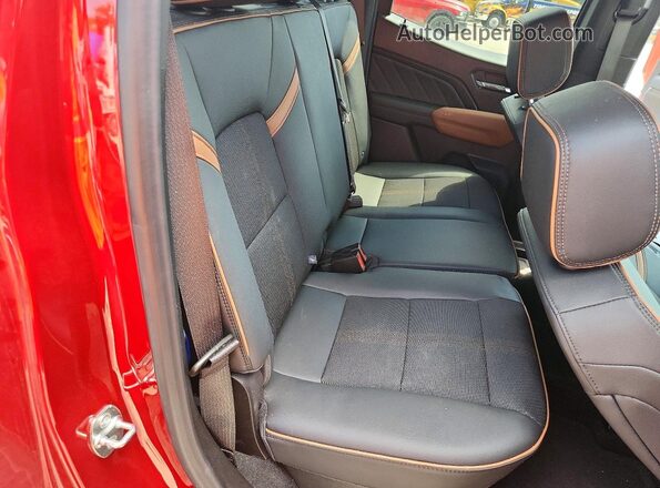 1GTP2DEK1T1161594 2026 GMC CANYON Red უკანა სავარძლების ხედი