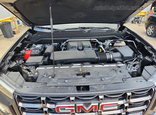 1GTP2DEK2S1154586 2025 GMC CANYON Black Rear interior view