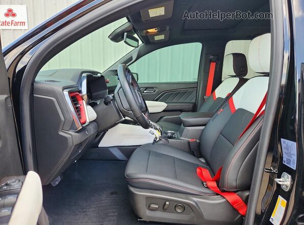 1GTP2DEK2S1154586 2025 GMC CANYON Black Front interior view