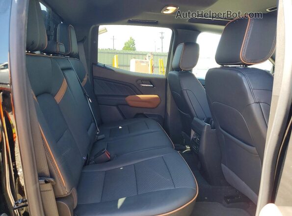 1GTP2DEK9S1228893 2025 GMC CANYON Black Widok tylnych siedzeń