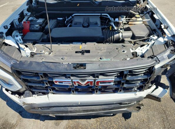 1GTP5BEK4R1123698 2024 GMC CANYON White Սալոնի հետևի տեսք