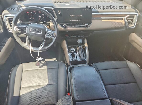 1GTP6FEK2R1213114 2024 GMC CANYON Silver Widok deski rozdzielczej