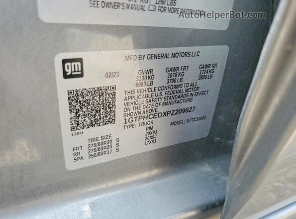 1GTPHCEDXPZ209627 2023 GMC SIERRA Charcoal Vista del compartimento del motor
