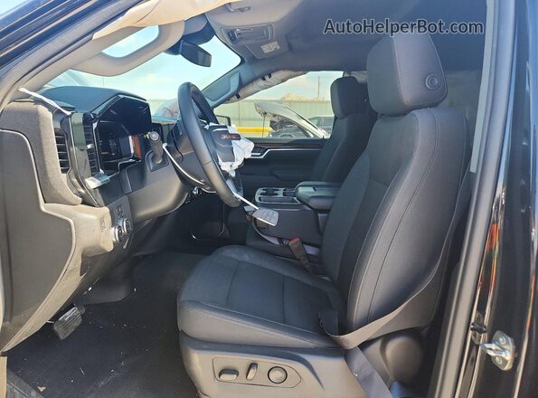 1GTPHCEK2TZ153000 2026 GMC SIERRA Black Widok wnętrza z przodu