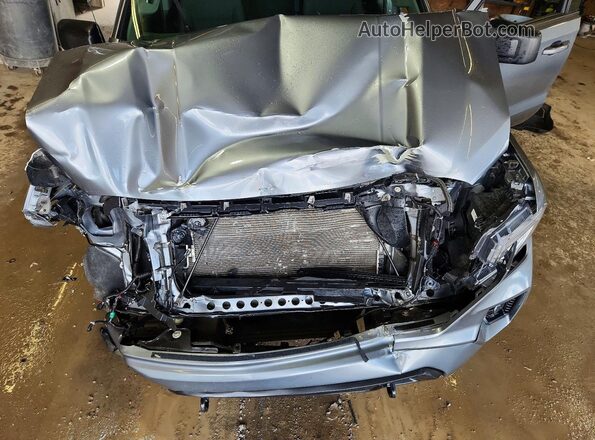 1GTR9CED0KZ334439 2019 GMC SIERRA Gray Widok wnętrza z tyłu