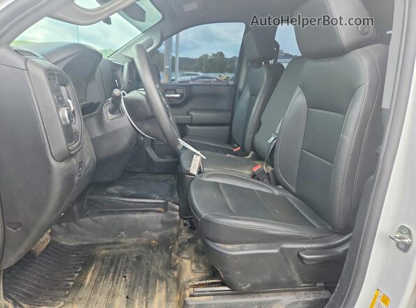 1GTRHAEK2RZ353638 2024 GMC SIERRA White Вид салону спереду
