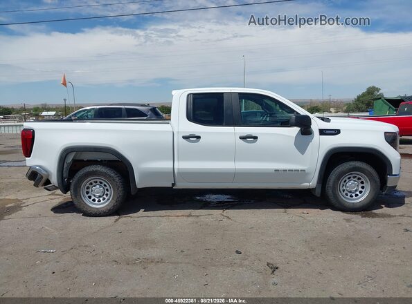 1GTRHAEKXTZ108982 2026 GMC SIERRA White Вид задньої частини салону