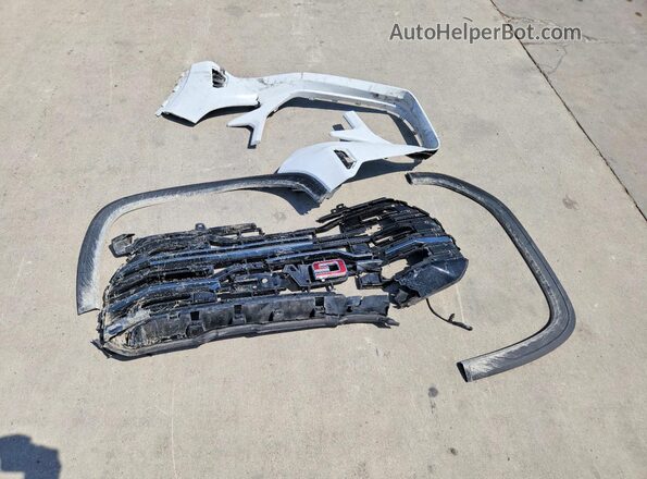 1GTUUEE8XTZ190391 2026 GMC SIERRA White Вид підкапотного простору