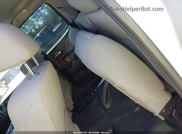 1GTV2LEH8GZ381652 2016 GMC SIERRA Silver უკანა სავარძლების ხედი